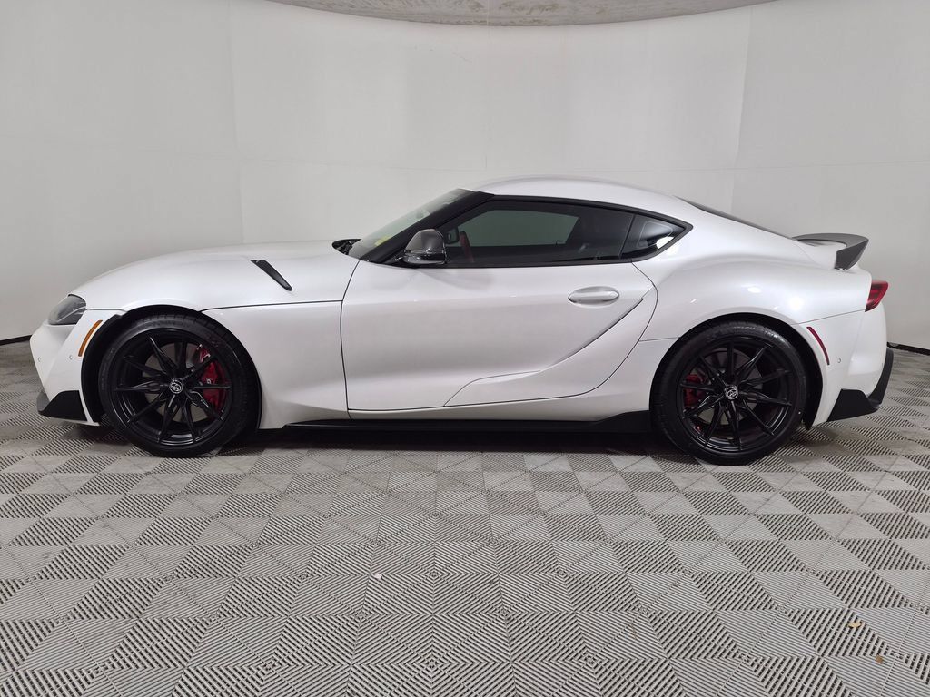 Used 2026 Toyota Supra w/ Driver Assist Package RWD image 6