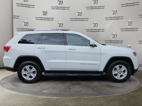 Used 2015 Jeep Grand Cherokee Laredo w/ Quick Order Package 23E AWD/4WD image 6