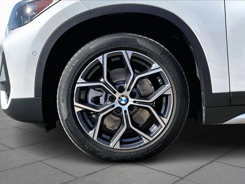 Used 2021 BMW X1 sDrive28i w/ Premium Package image 11