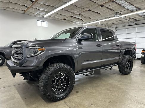 Used 2019 Toyota Tundra SR5 w/ TRD Off Road Package AWD/4WD image 7