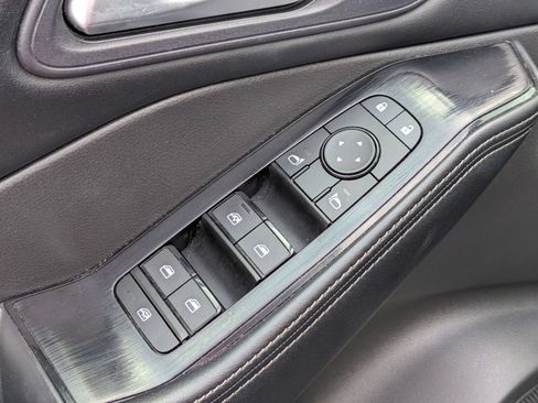Used 2024 Nissan Rogue SV AWD/4WD image 12