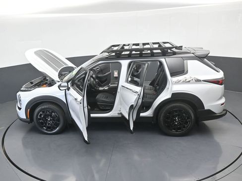 New 2026 Mitsubishi Outlander Trail Edition image 74