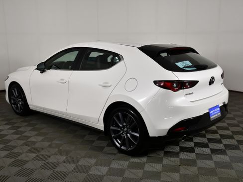 Used 2024 MAZDA MAZDA3 s FWD image 8
