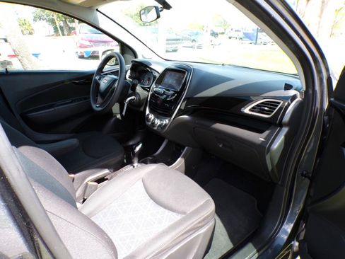 Used 2022 Chevrolet Spark LT image 19