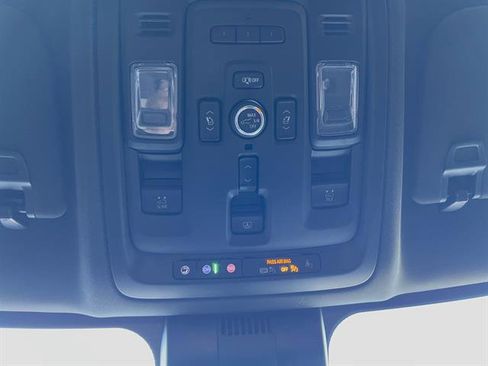 Used 2023 Chevrolet Tahoe High Country image 33