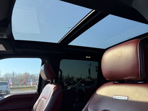 Used 2022 Ford F250 Platinum image 45