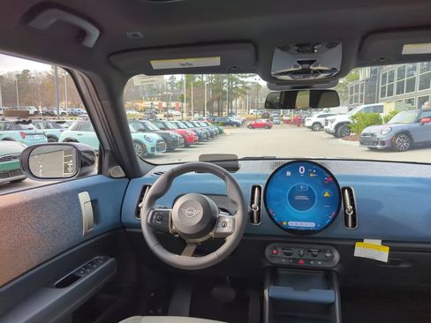 Certified 2025 MINI Cooper Countryman S image 30