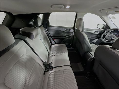 Used 2022 Ford Escape SE image 25