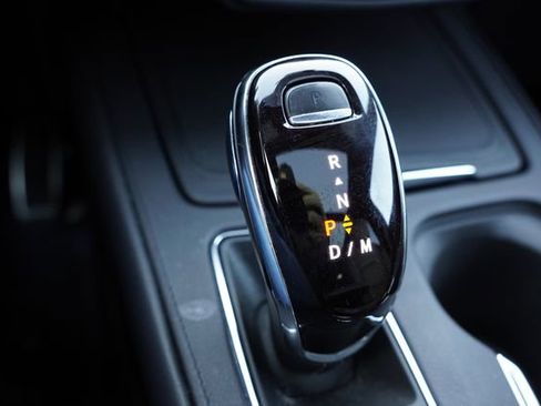 Used 2023 Cadillac XT4 Sport w/ LPO, Onyx Lite Package image 32