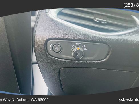 Used 2020 Chevrolet Malibu LT image 14