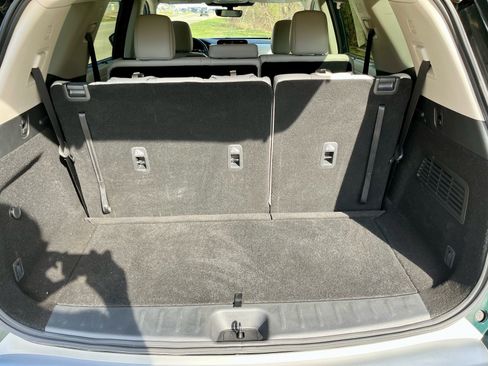 Used 2025 Nissan Pathfinder SL image 24