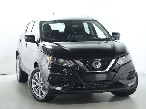 Used 2022 Nissan Rogue Sport SV w/ Technology Package AWD/4WD image 2