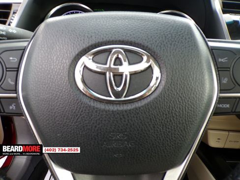 Used 2018 Toyota Camry XSE image 35