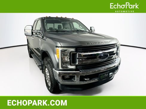 Used 2017 Ford F250 XLT w/ XLT Premium Package AWD/4WD image 1