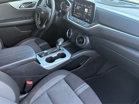 Used 2024 Chevrolet Blazer LT image 19
