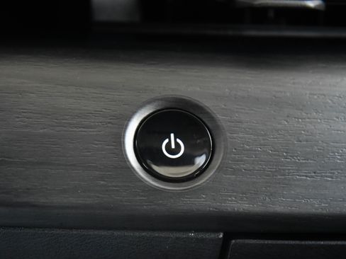 Used 2023 Nissan Ariya AWD image 34