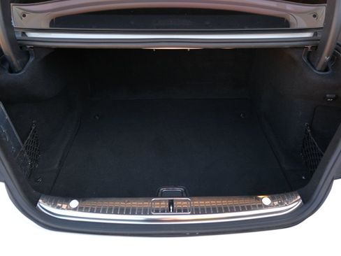 Used 2019 Mercedes-Benz S 560 Sedan image 34