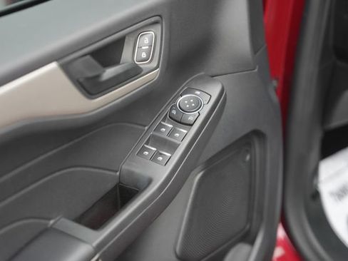 Used 2022 Ford Escape SE w/ Convenience Package image 28