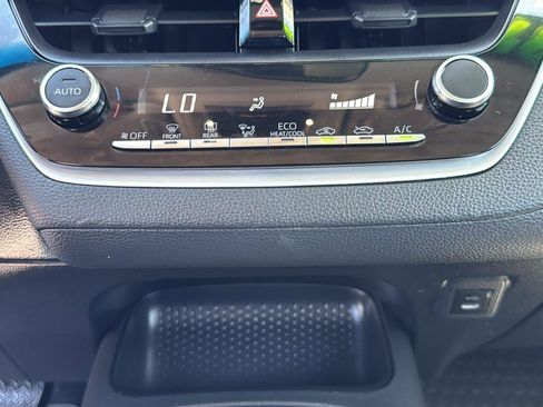 Used 2024 Toyota Corolla LE FWD image 22