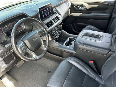 Used 2021 Chevrolet Tahoe Z71 w/ Luxury Package AWD/4WD image 10