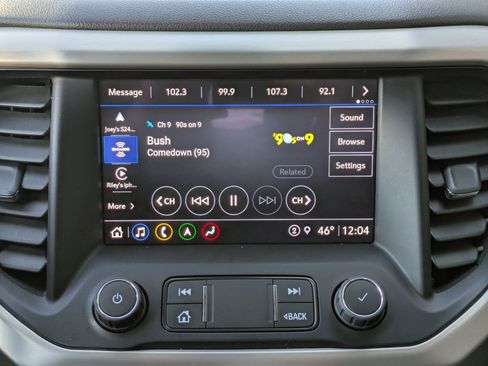 Used 2022 GMC Acadia Denali w/ Denali Ultimate Package image 17