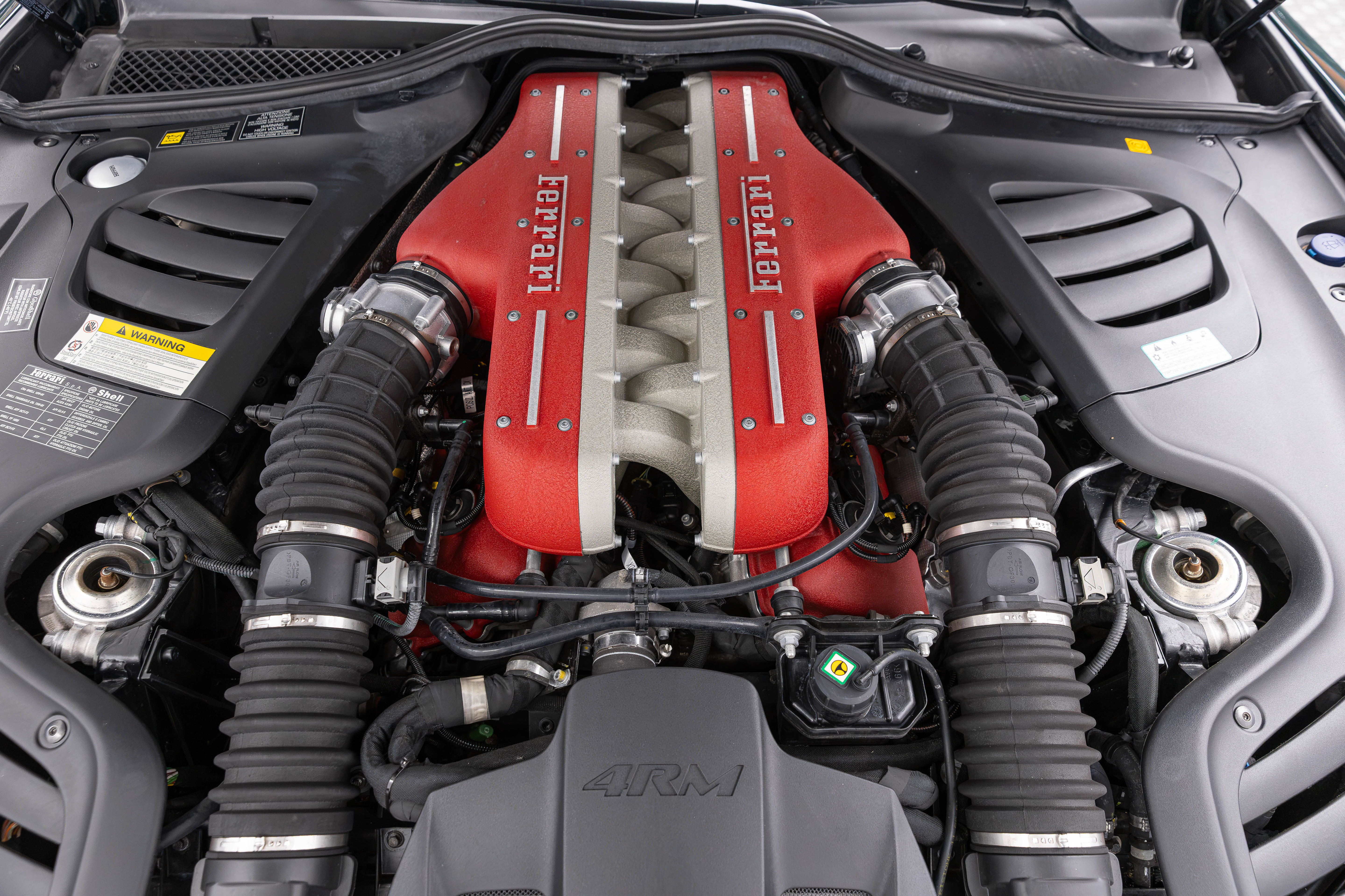 Used 2019 Ferrari GTC4Lusso AWD/4WD image 62