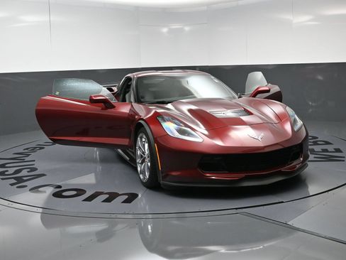 Used 2019 Chevrolet Corvette Grand Sport RWD image 23