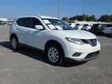 Used 2015 Nissan Rogue S image 2