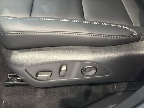 New 2026 GMC Acadia Elevation w/ Elevation Premium Package AWD/4WD image 26