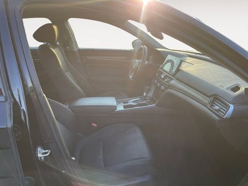 Used 2020 Honda Accord LX image 14