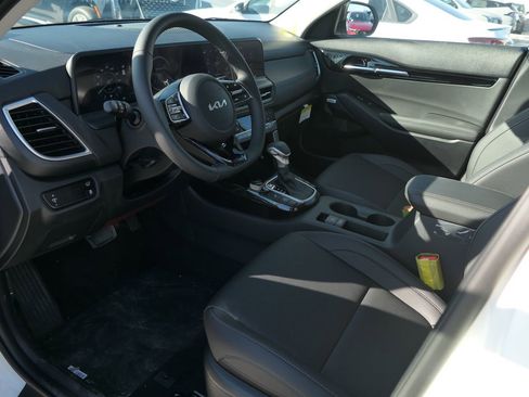 New 2026 Kia Seltos SX image 10