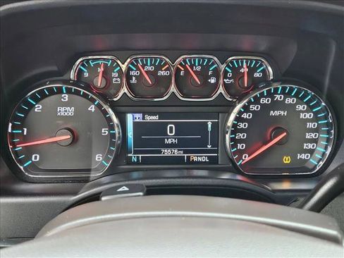 Used 2018 Chevrolet Silverado 1500 LT w/ Texas Edition image 11