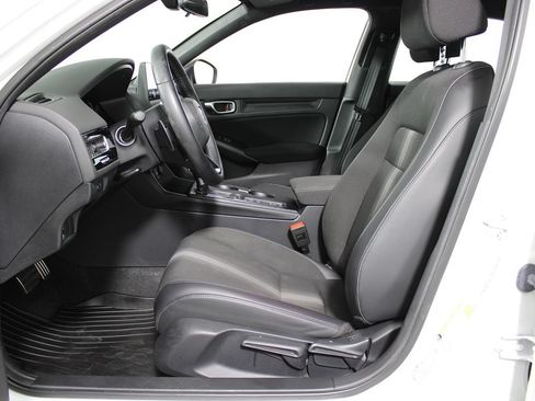 Used 2022 Honda Civic Sport image 8