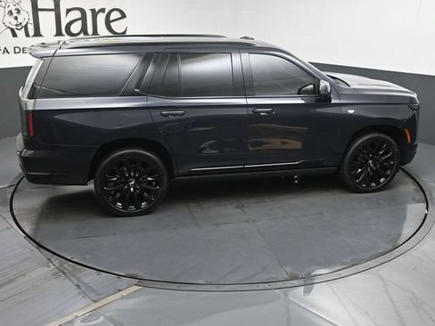 Used 2025 Cadillac Escalade Sport Platinum w/ LPO, ONYX Package AWD/4WD image 43