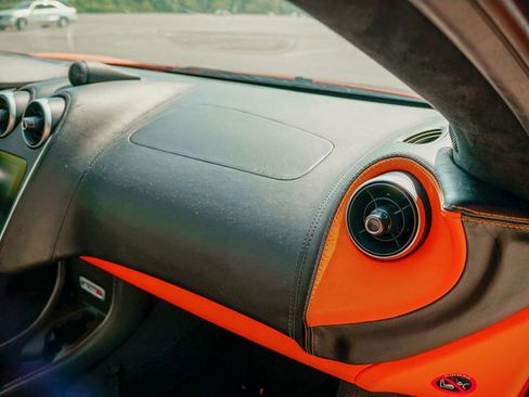 Used 2019 McLaren 570S Spider image 44