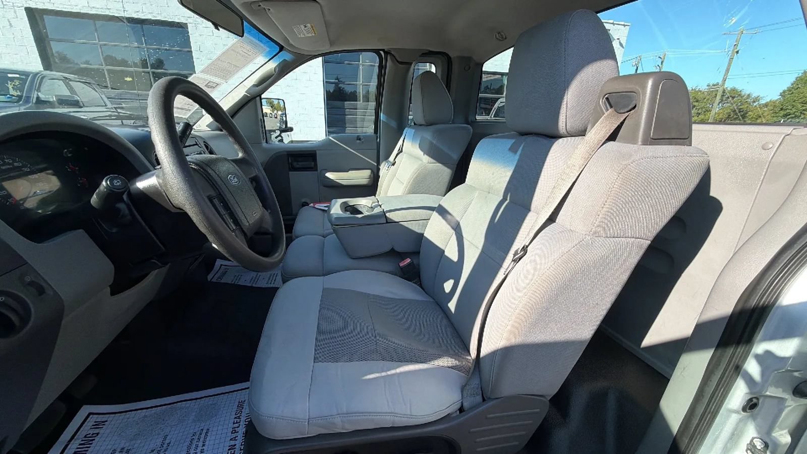 Used 2004 Ford F150 XL RWD image 35