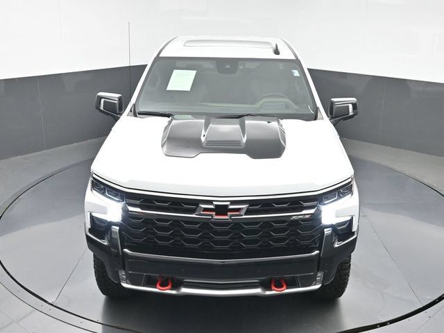Used 2025 Chevrolet Silverado 1500 ZR2 w/ Technology Package AWD/4WD image 30