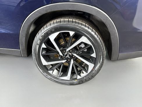 Used 2023 Mitsubishi Outlander SE AWD/4WD image 37
