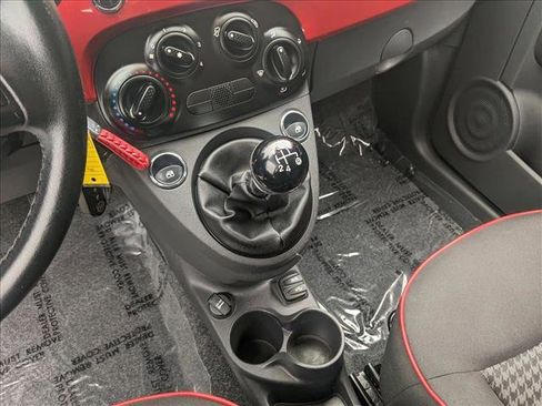 Used 2017 FIAT 500 Pop image 12