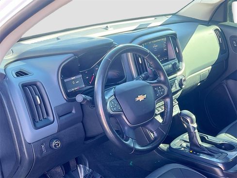 Used 2022 Chevrolet Colorado Z71 image 9