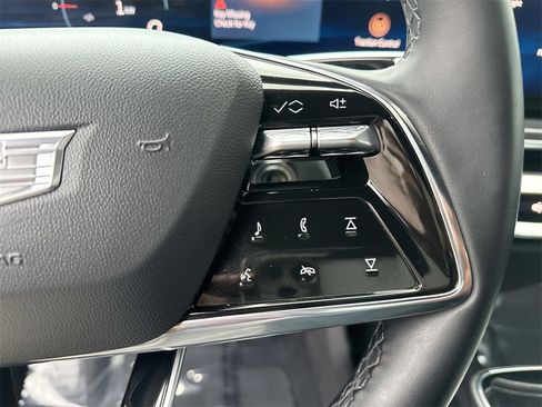 Used 2024 Cadillac Lyriq Tech w/ Driver Assist Package image 18