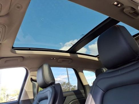 New 2025 Lincoln Corsair AWD w/ Equipment Group 101A image 6