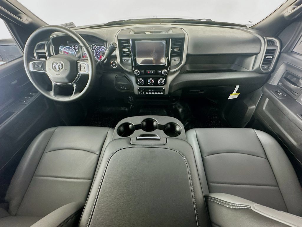New 2026 RAM 2500 Tradesman w/ Chrome Appearance Group AWD/4WD image 9