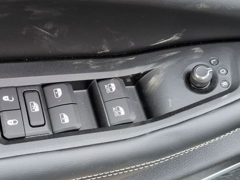 New 2026 Jeep Grand Cherokee L Limited w/ Limited Altitude Package image 16