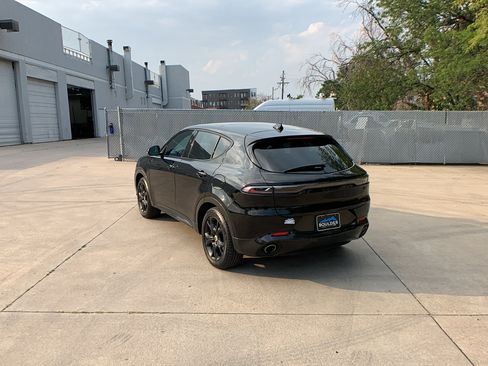 Used 2024 Dodge Hornet R/T Plus w/ R/T Blacktop Package AWD/4WD image 3