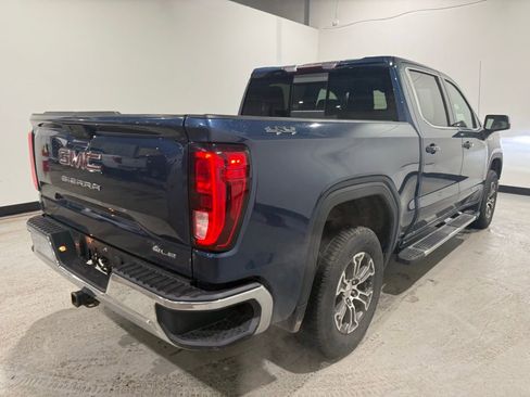 Used 2019 GMC Sierra 1500 SLE w/ Preferred Package image 7