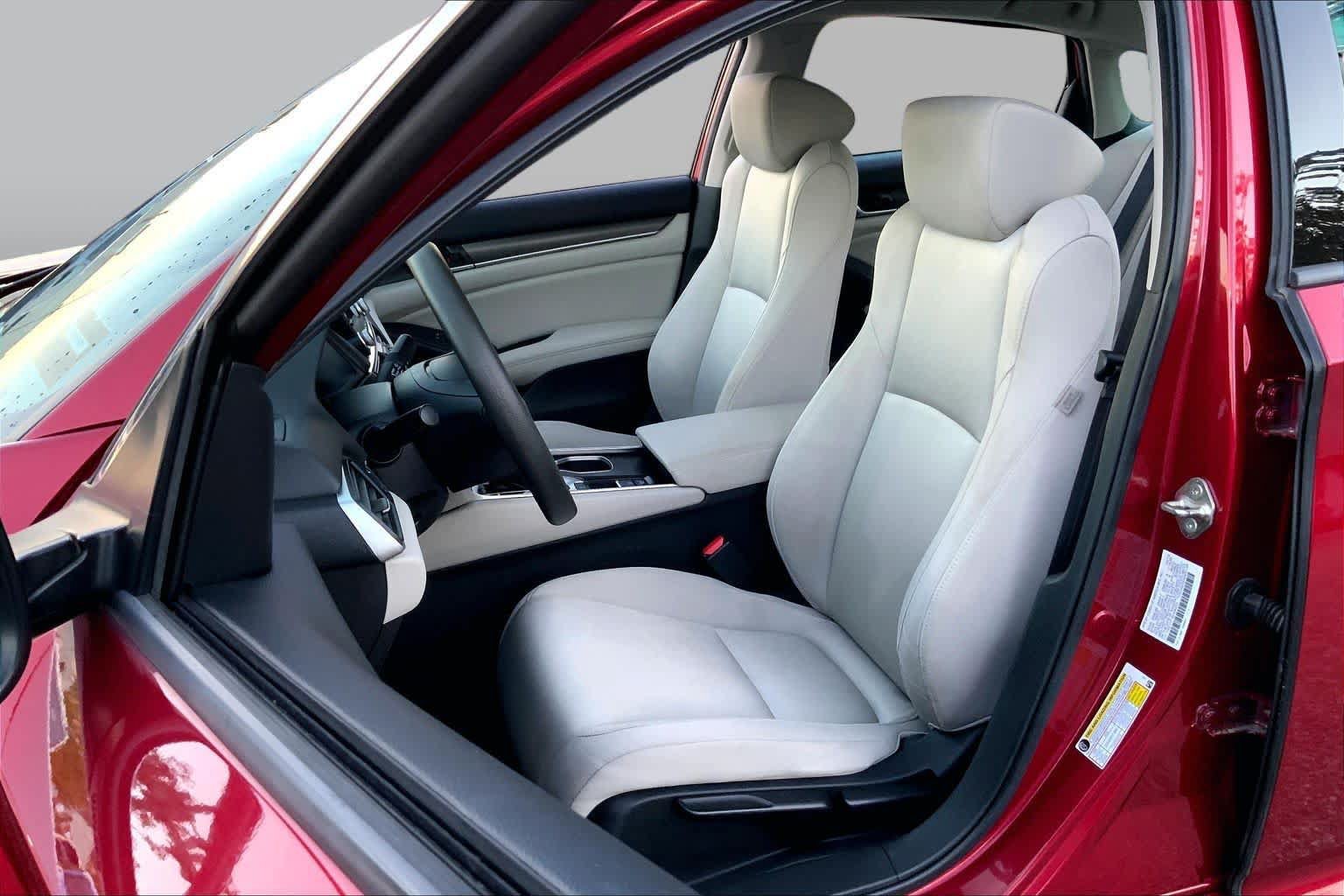 Used 2019 Honda Accord LX image 9
