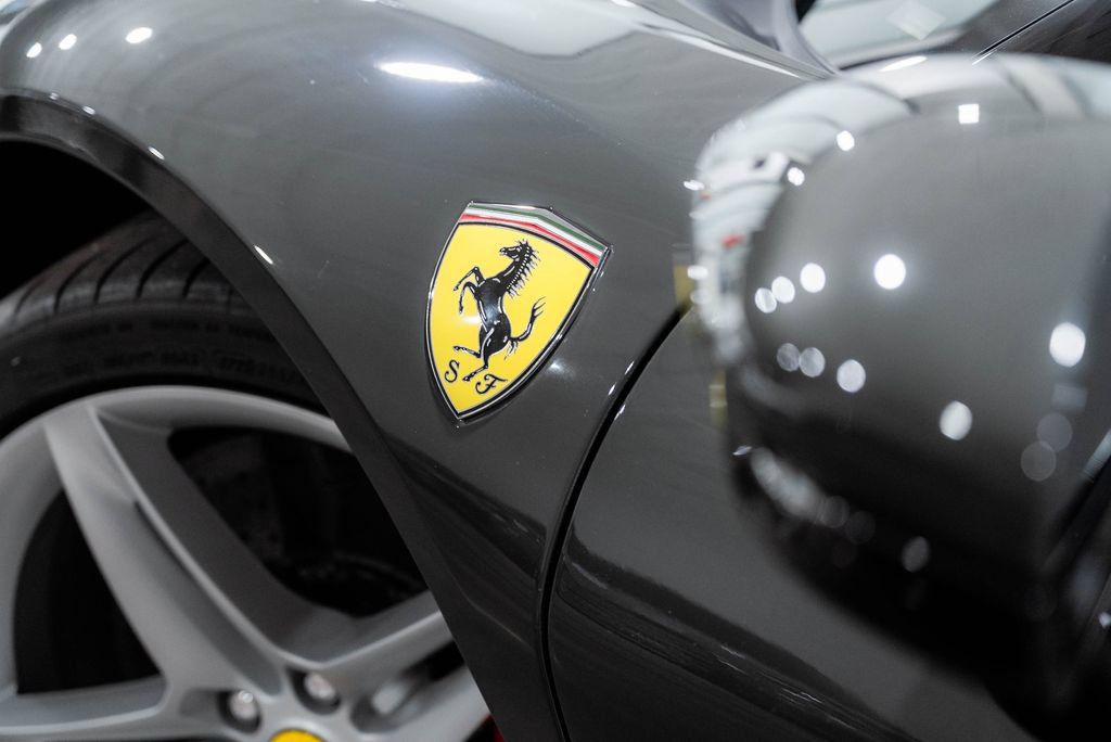 Used 2024 Ferrari SF90 Spider AWD/4WD image 33