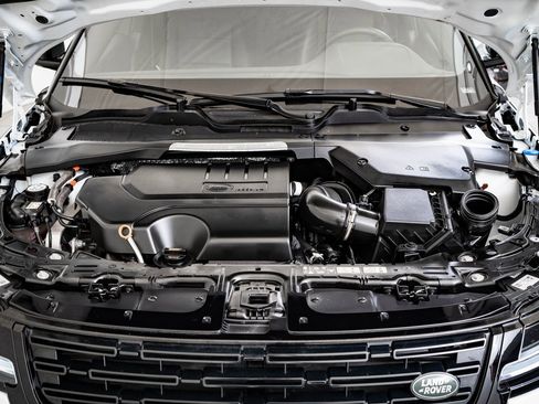 Used 2024 Land Rover Range Rover Evoque S image 45