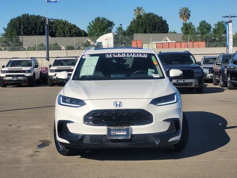 Certified 2023 Honda HR-V EX-L image 2